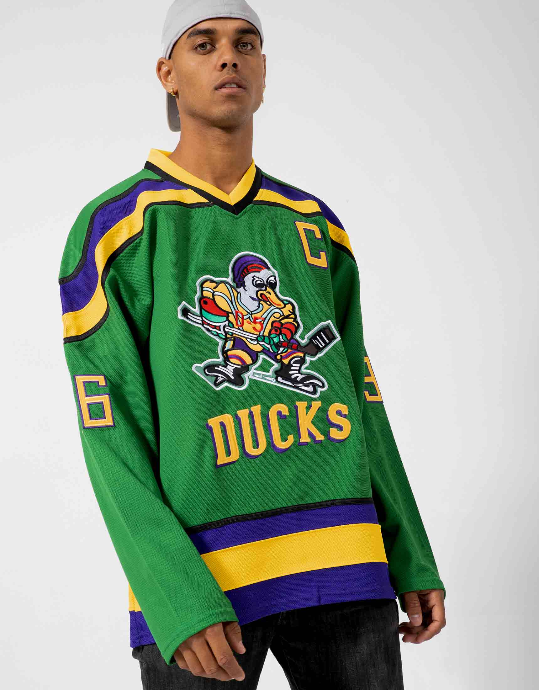 CharlieConway_96MightyDucksMovieHockeyJerseyGreen.jpg