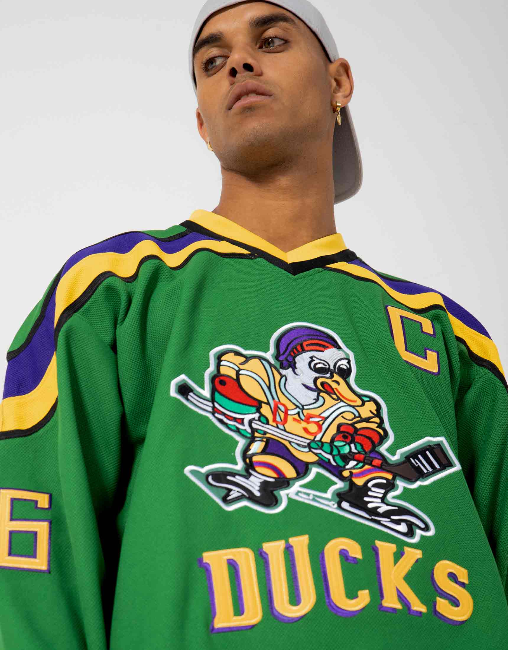 OriginalCharlieConway_96MightyDucksMovieHockeyJersey.jpg